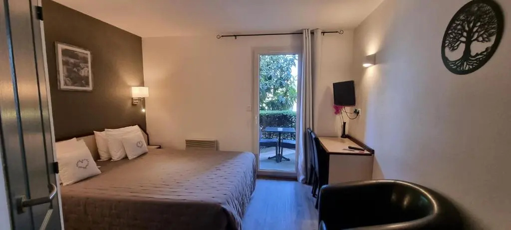 Le Pradet Hotel - Chambres