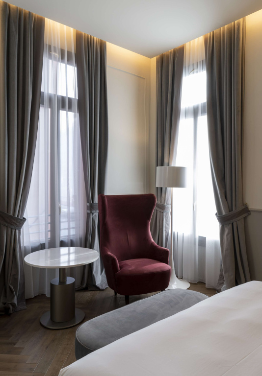 Premium room