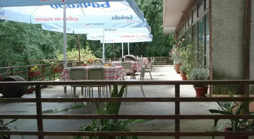 Dabova Gora Hostel