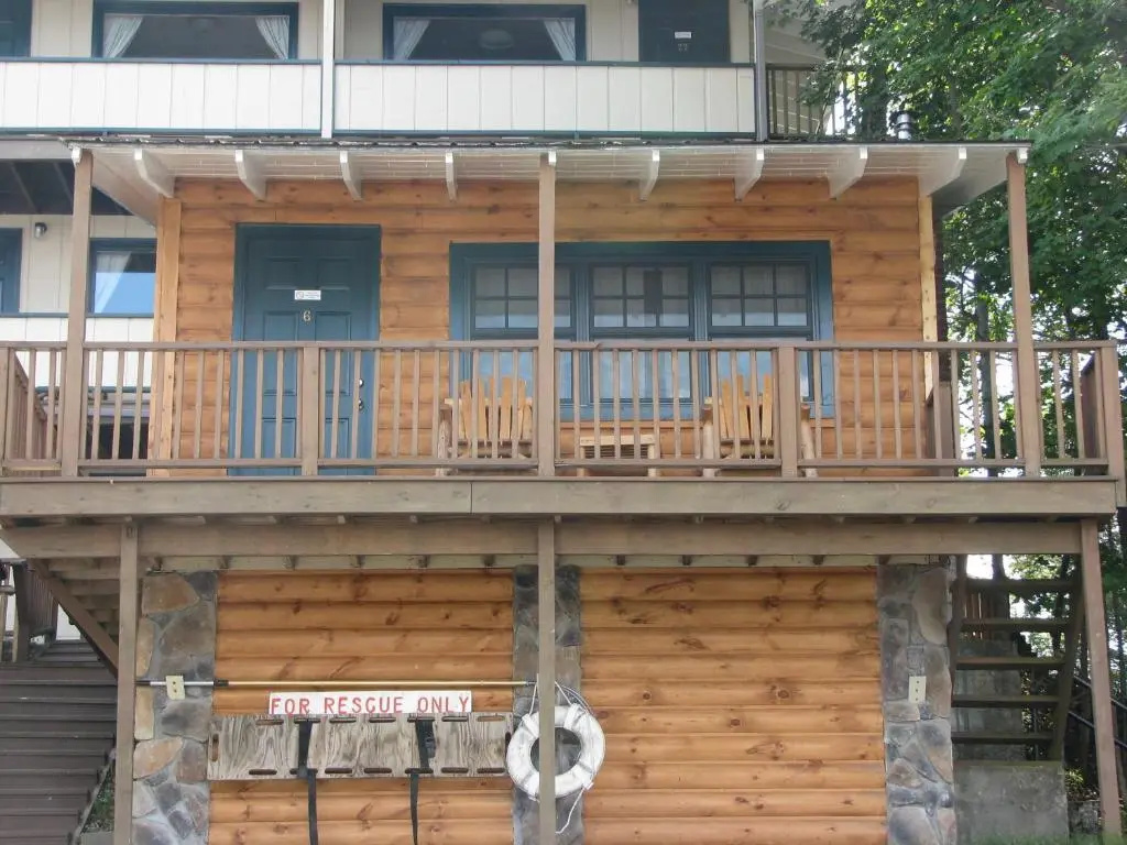 Pine Knoll Hotel - Chambres