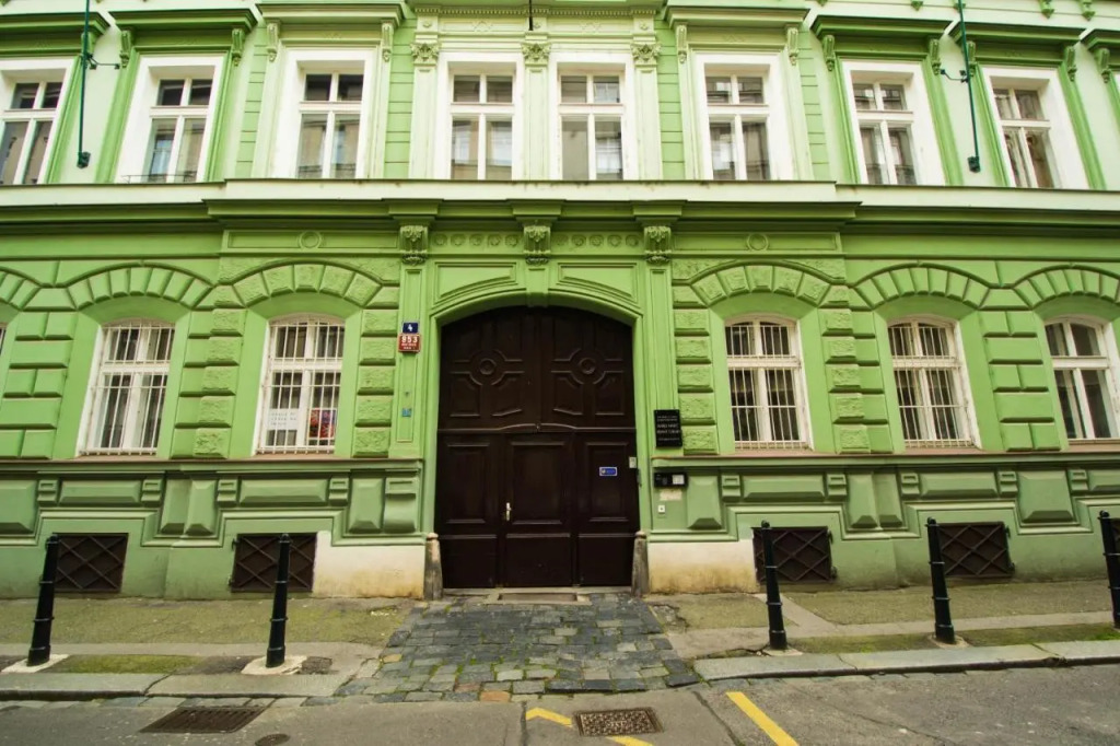 Image 10