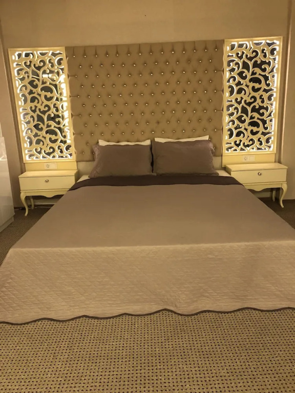Lizzia Butik Otel — 2