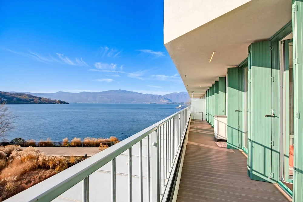 Sogno Sul Lago Lake Front