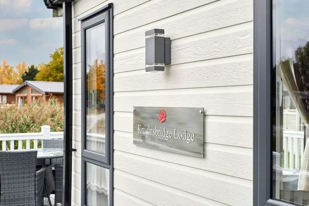 Host Stay Lakeview Winter