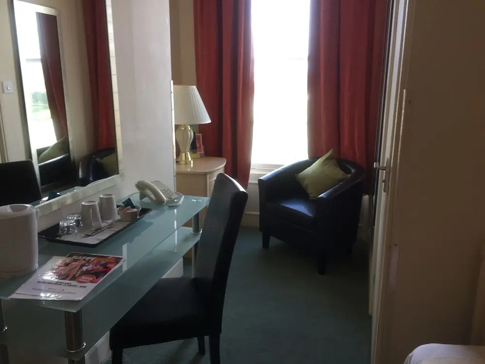 The Clifton Hotel - Chambres