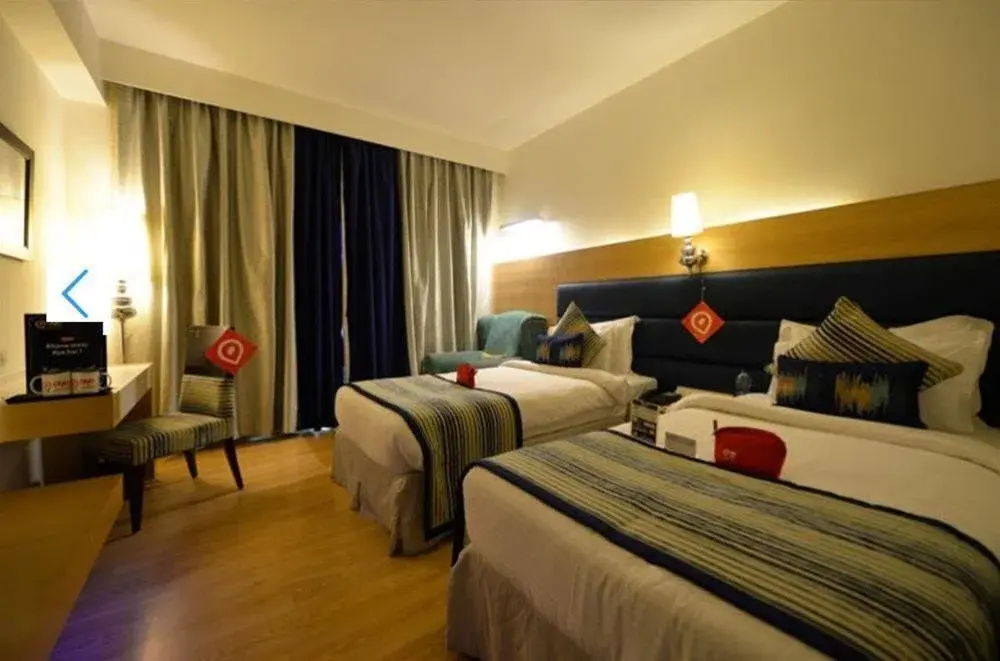 OYO Premium Banjara Hills Road No1