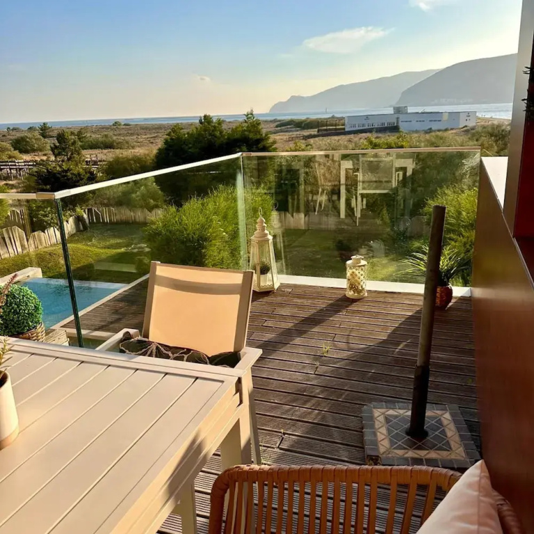 Tr ia Amazing Seaview Apartment
