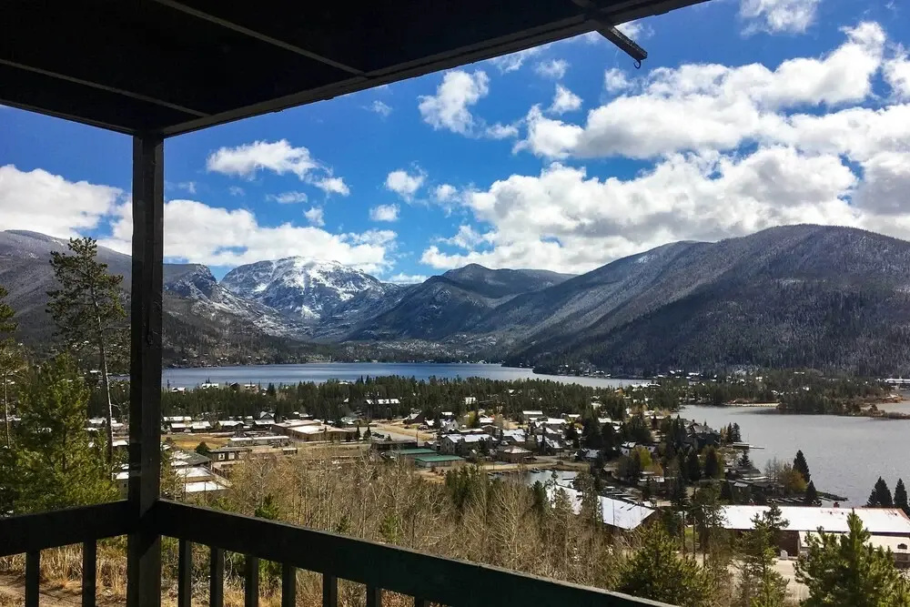 1 Mi to Grand Lake: Updated Condo w/ Views & Deck! - фото 12