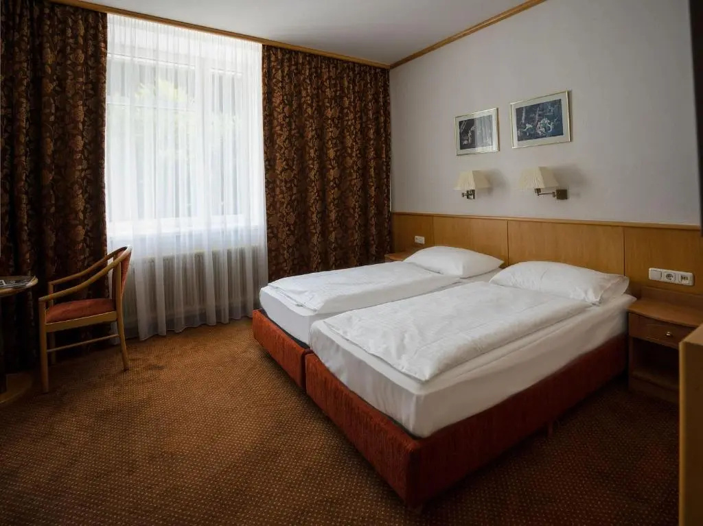 Standard Double room (full double bed)
