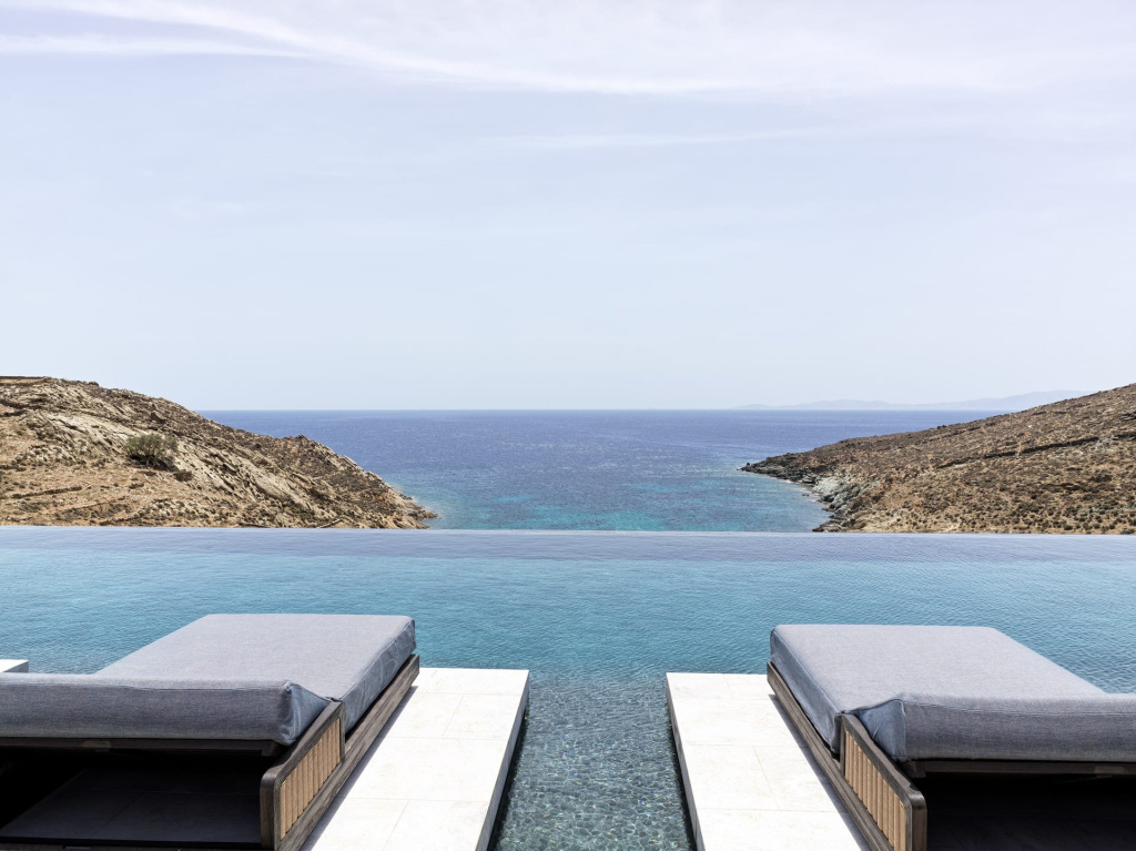Beach & Waterfront