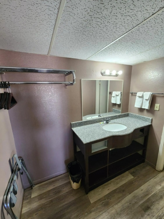 Satellite Inn - фото 13