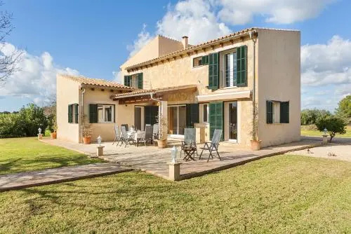 Fincas Mallorca family house with pool 8pax