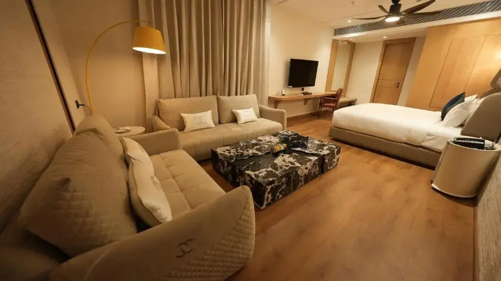 Hotel photo 11