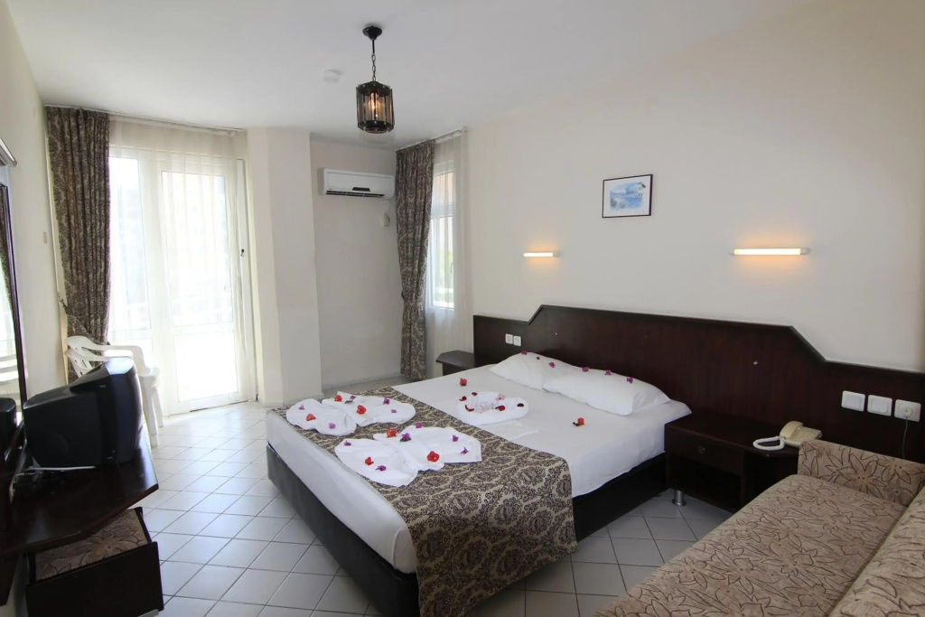 Hotel photo 11