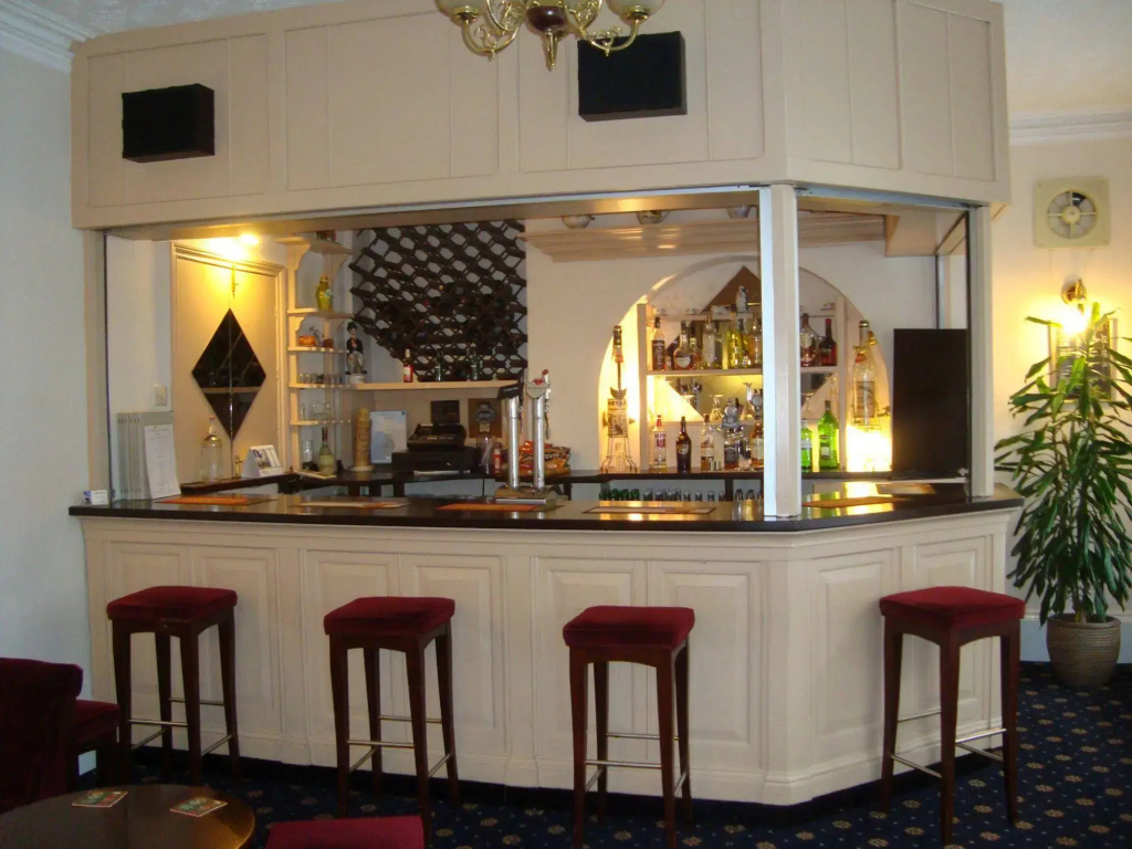 Firs Hotel - Général