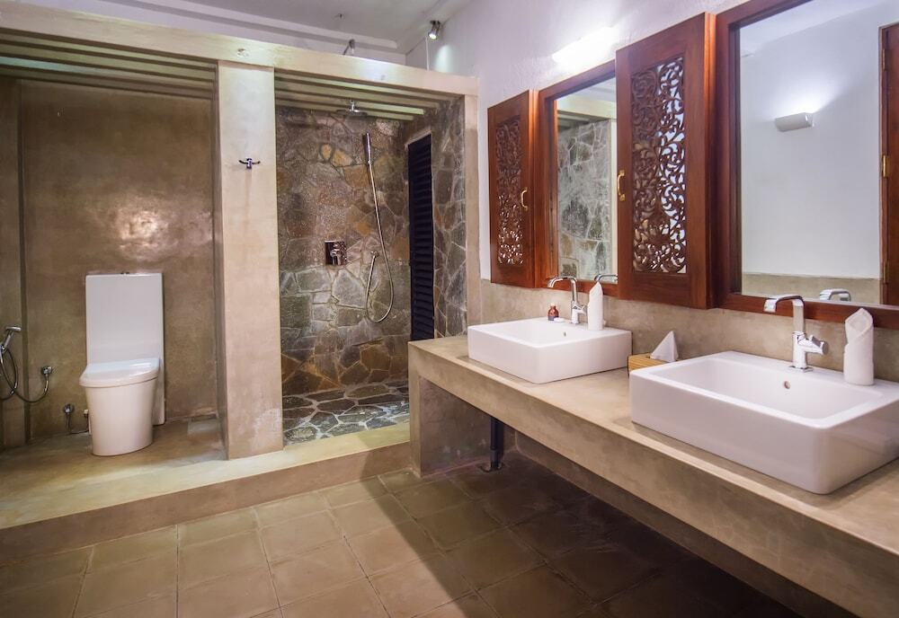 Zylan Luxury Villa