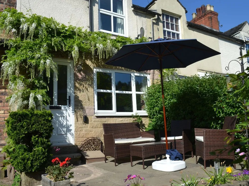17 Riverside