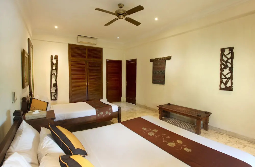 Studio with balcony