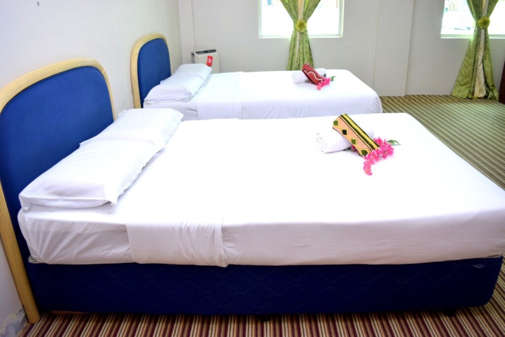 gallery_image_hidden_10