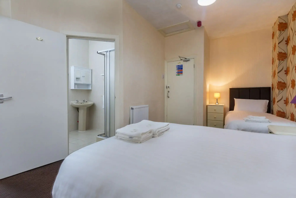 The Maples Hotel - фото 3