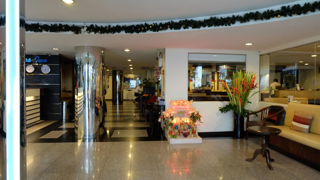 Grand Business Inn - Général