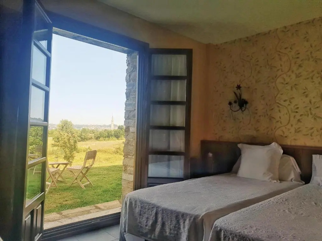 Standard Double room with garden view (twin beds)