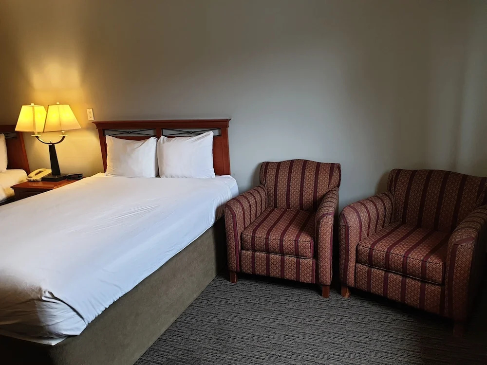 Standard Quadruple room with river view