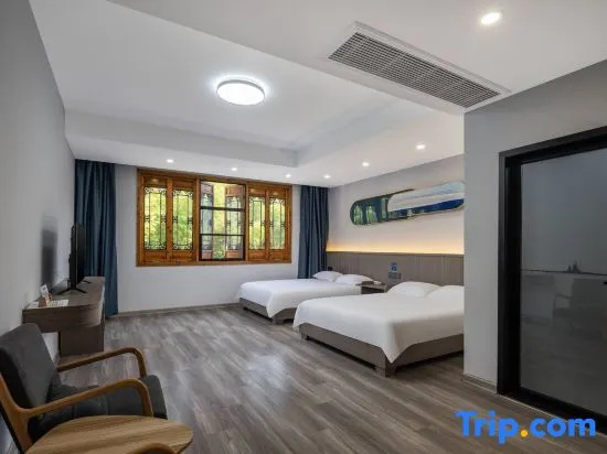 Standard Double room with mountain view (twin beds)