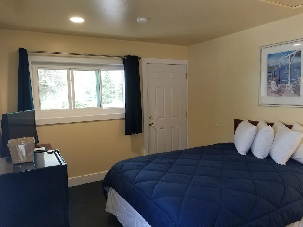 Economy room