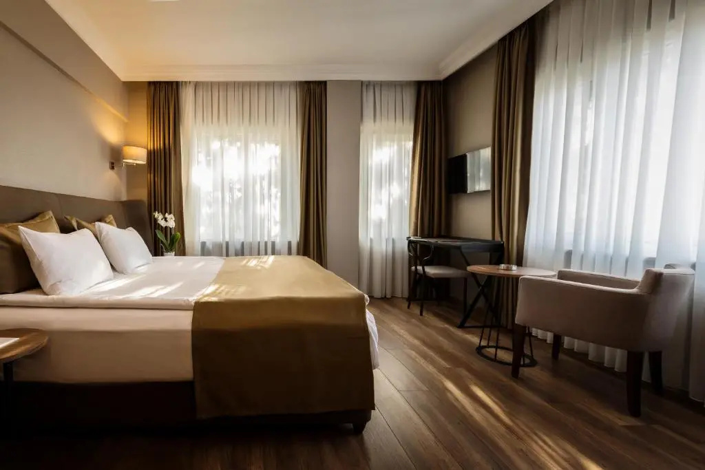 Standard Double room with garden view (twin beds)
