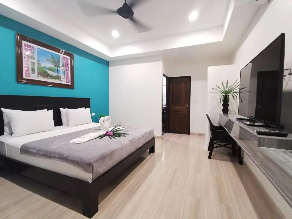 Standard Double room (full double bed)