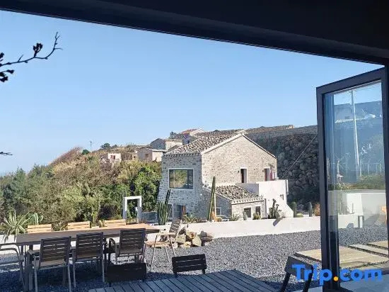 Luxury Wild Seven Villas