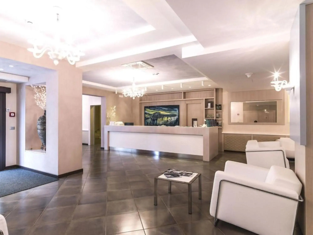Hotel photo 18