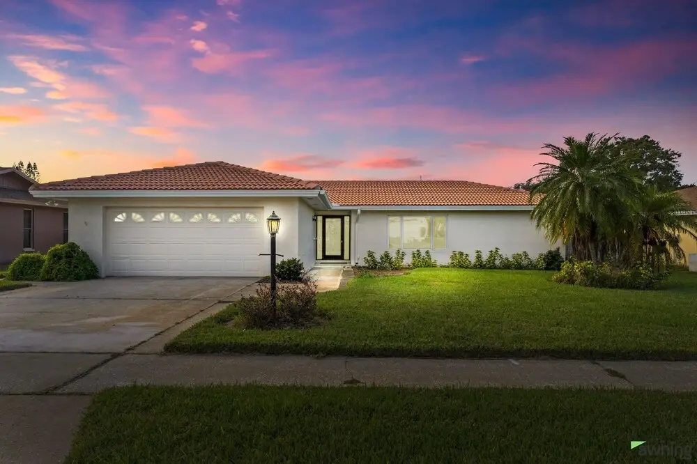 Modern 3br Pool Game Room 3 Bedroom Home by RedAwning