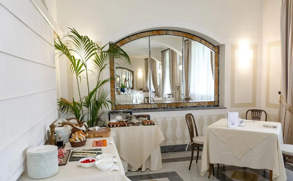 Hotel Byron - Général