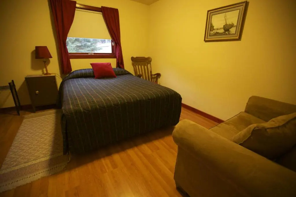 Standard Family room with mountain view