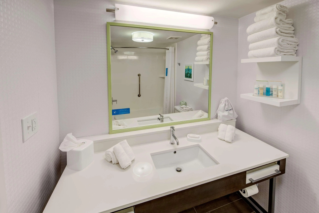 Hampton Inn Batesville - фото 9