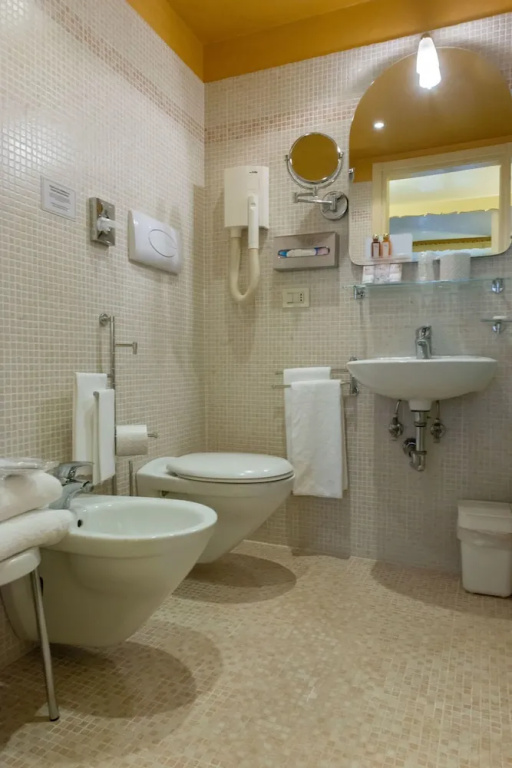 Superior Double room with canal view (full double bed)