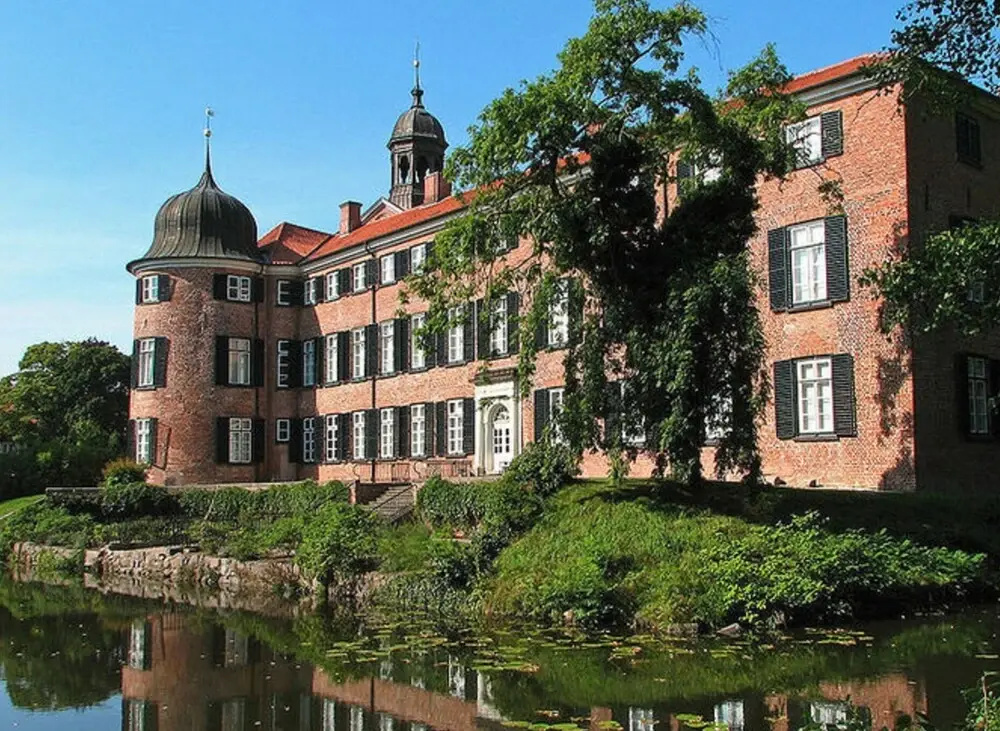 Art Nouveau Villa am See