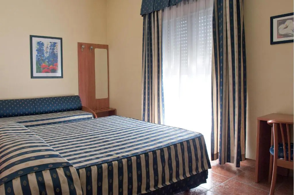Hotel Blue Ribbon - Chambres