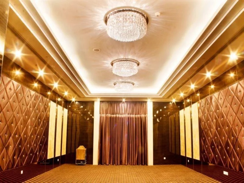 Lobby & Reception