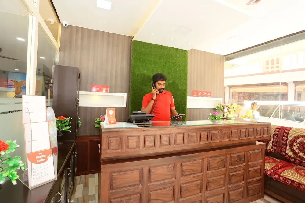 Lobby & Reception