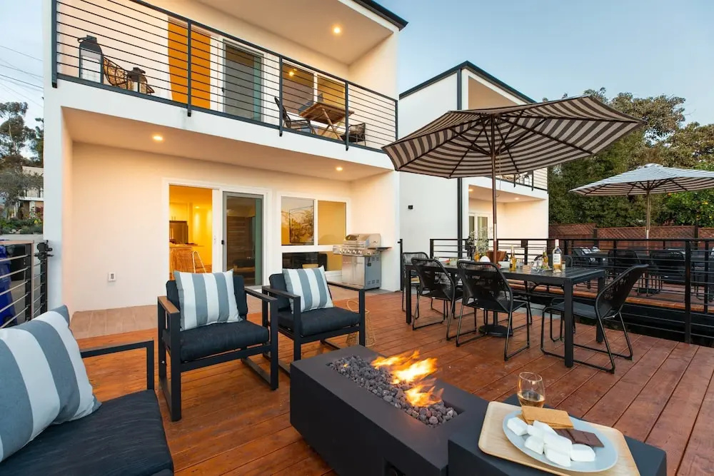 Avalon III by Avantstay Mins to Gaslamp, Zoo & Airport Beautiful Deck w/ BBQ