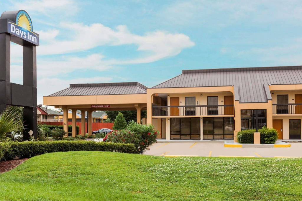 Motel 6 Baton Rouge, LA - East - I-12