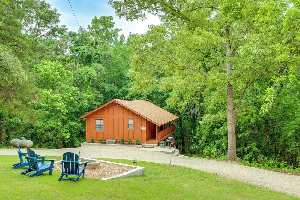 Woodsy Gassville Getaway ~ 3 Mi to White River!