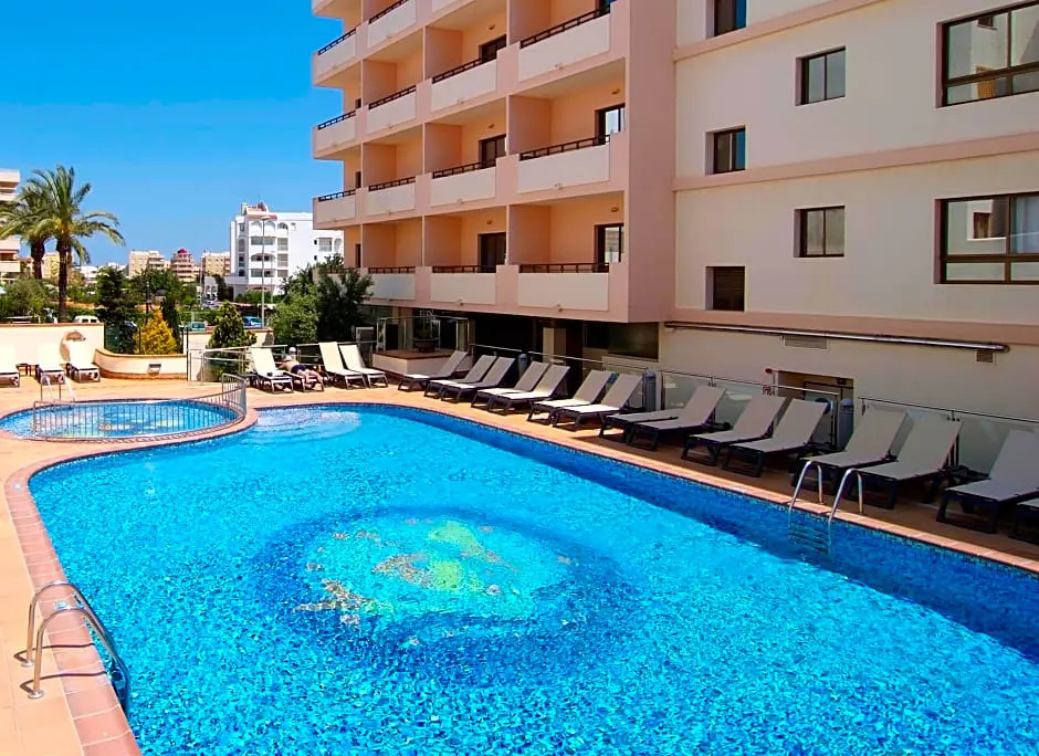 Invisa Hotel La Cala - Chambres