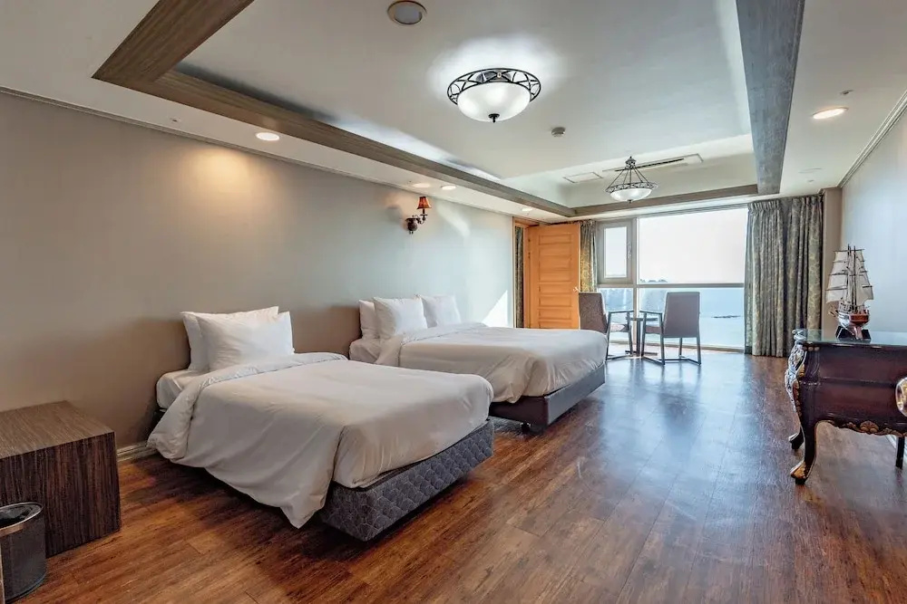 Presidential Suite
