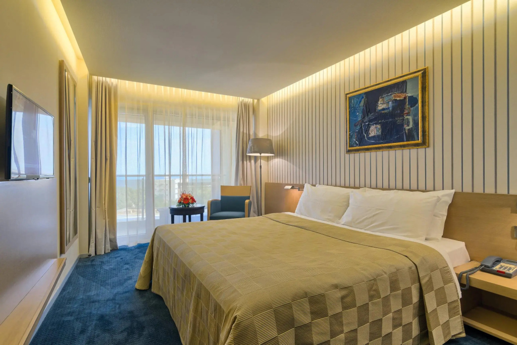 Vega Hotel, Mamaia — 2