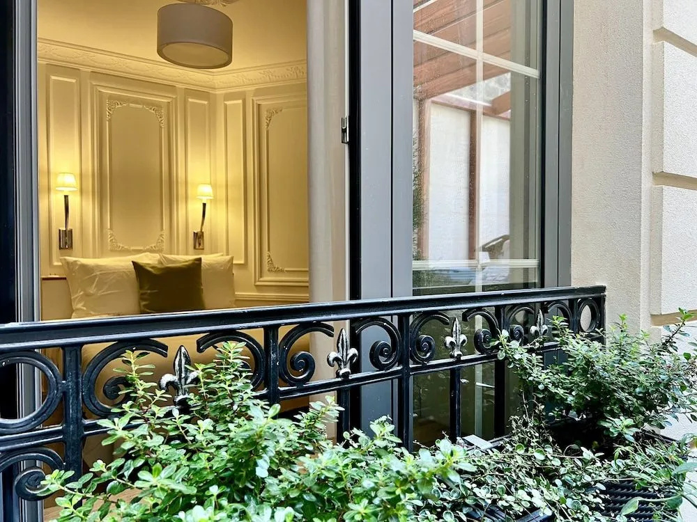 Hotel Particulier La Defense - Boutique Hotel Paris