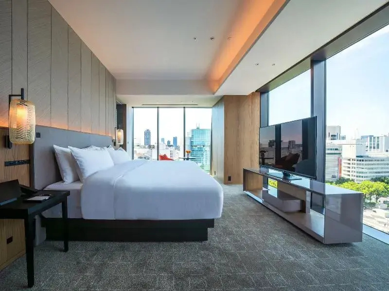 Premier Double room (full double bed)